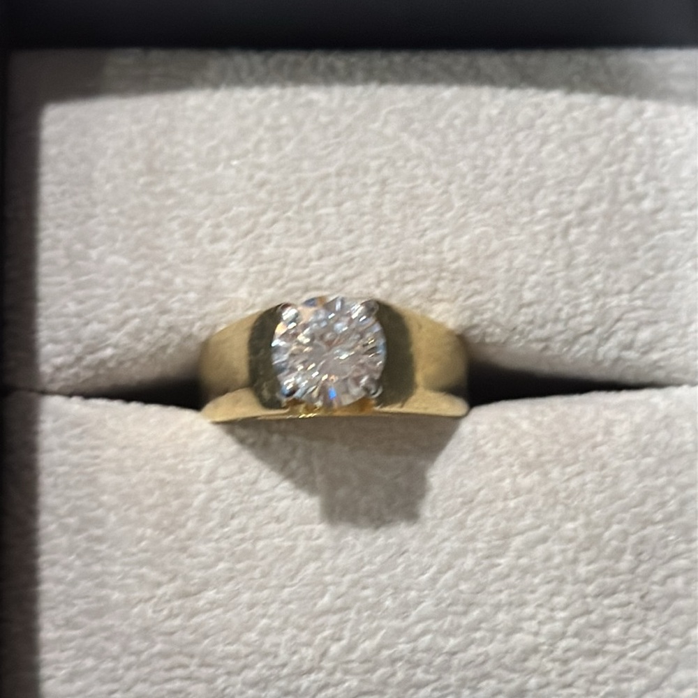 Diamond 1.46 carat engagement ring GIA report included